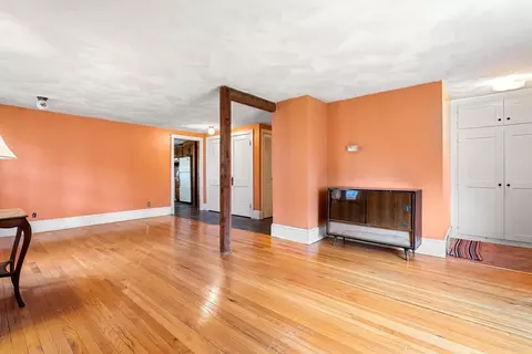 Living - 36 Smith Rd, Hingham, MA 02043 photo 1 of 2