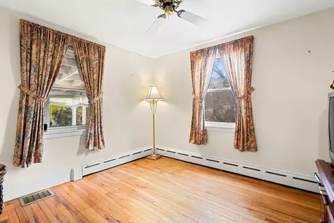 Bedroom - 36 Smith Rd, Hingham, MA 02043 photo 3 of 9