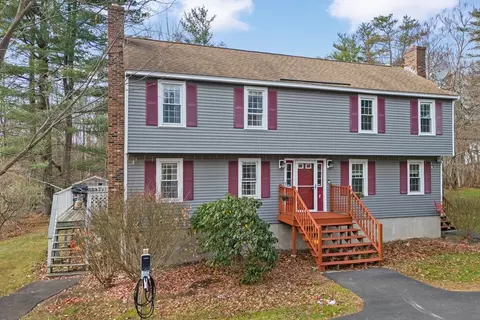 5 Homestead Dr # A, Derry, NH 03038