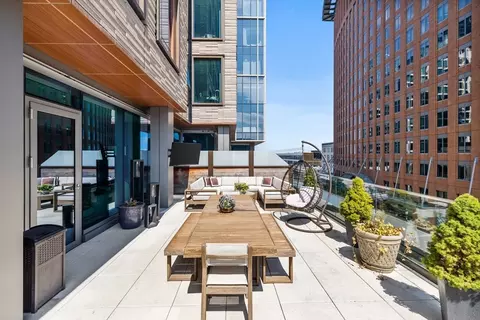 135 Seaport Blvd #538, Boston, MA 02210