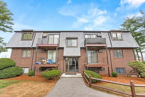 38 Main St #15, North Reading, MA 01864