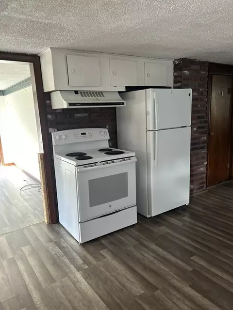 72 Homeward Ave, Uxbridge, MA 01569 photo 4