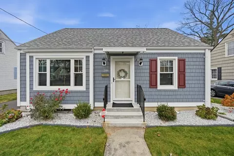 246 El Paso St, Springfield, MA 01104