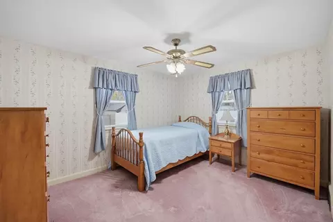 Bedroom - 246 El Paso St, Springfield, MA 01104 photo 1 of 9
