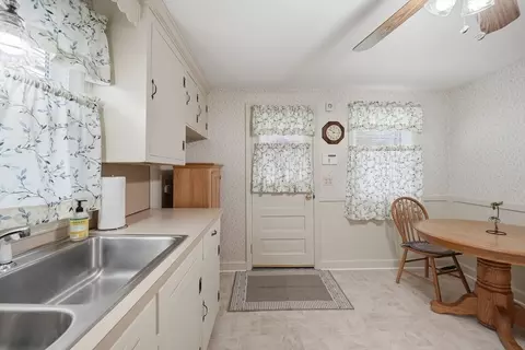 Kitchen - 246 El Paso St, Springfield, MA 01104 photo 4 of 4