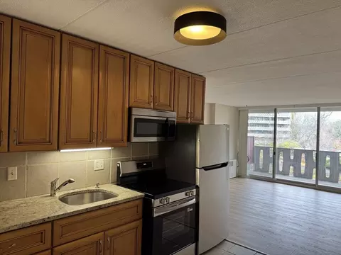 200 Swanton St #234, Winchester, MA 01890