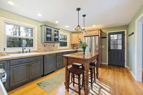 59 Campbell Dr, Easthampton, MA 01027 photo 15