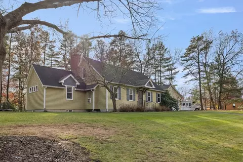 59 Campbell Dr, Easthampton, MA 01027 photo 2