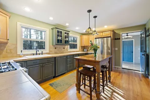 59 Campbell Dr, Easthampton, MA 01027 photo 16