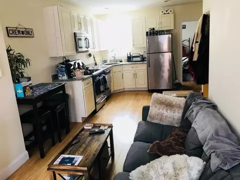 6 Baldwin Pl, Boston, MA 02113 photo 9