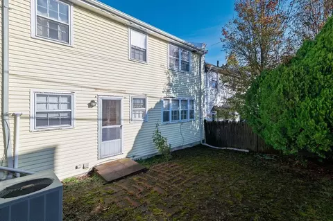 449 E 5th St, Boston, MA 02127 photo 20