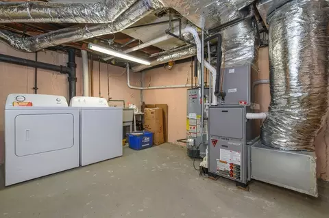 449 E 5th St, Boston, MA 02127 photo 18