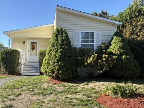 51 Cobb Brk, Taunton, MA 02780