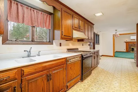 6 Mountain View Ave, Ayer, MA 01432 photo 8