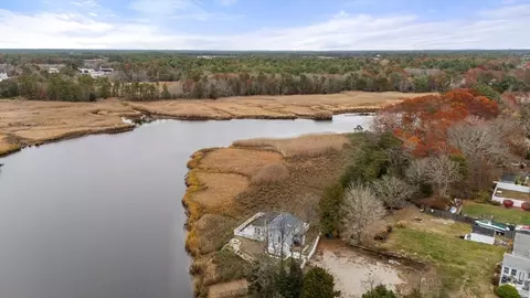 156 Sandwich Rd, Wareham, MA 02571 photo 7