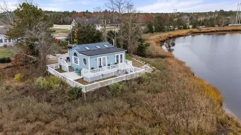 156 Sandwich Rd, Wareham, MA 02571 photo 4