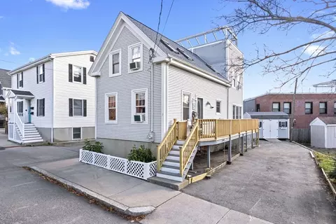 7 Lothrop St, Beverly, MA 01915 photo 38