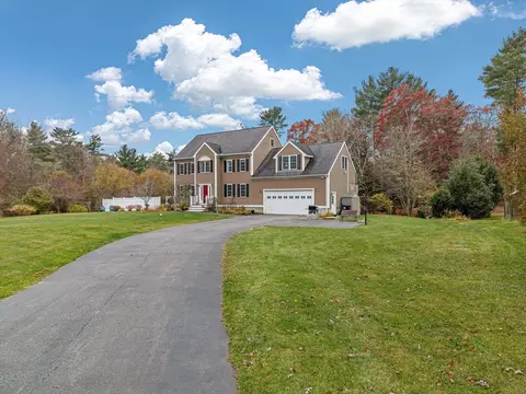 291 County Rd, Marion, MA 02738