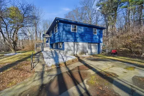 7 Fuller Rd, Sutton, MA 01590 photo 2