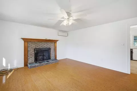 7 Fuller Rd, Sutton, MA 01590 photo 6