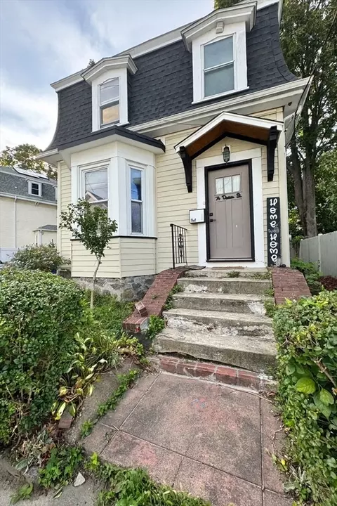 Exterior - 74 Davison St, Hyde Park, MA 02136 photo 2 of 3