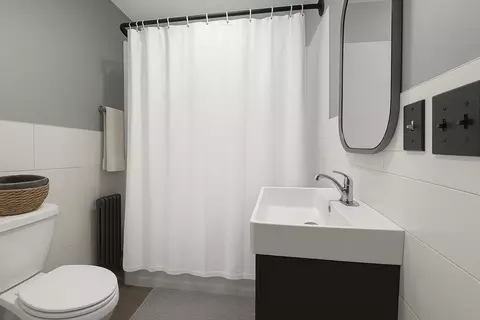 Bath - 74 Davison St, Hyde Park, MA 02136 photo 1 of 1