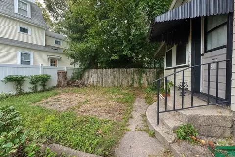 Exterior - 74 Davison St, Hyde Park, MA 02136 photo 1 of 3