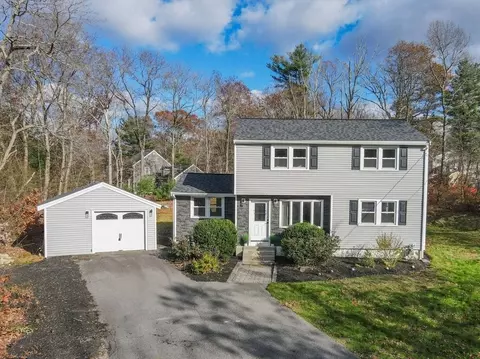504 York St, Canton, MA 02021