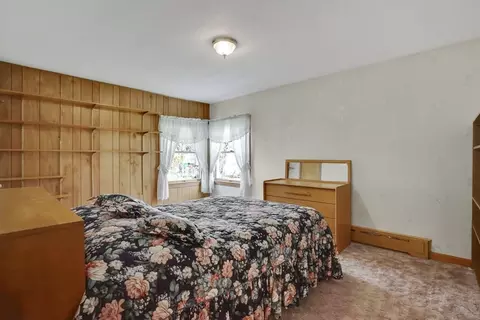 Bedroom - 76 Roy St, Chicopee, MA 01013 photo 1 of 5
