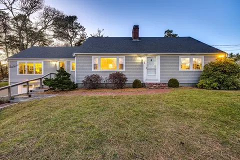 38 Rainbow Way, Harwich, MA 02645
