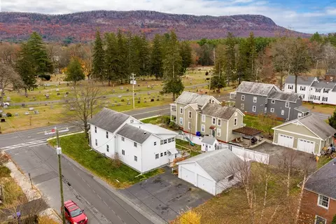 52 Williston Ave, Easthampton, MA 01027 photo 2