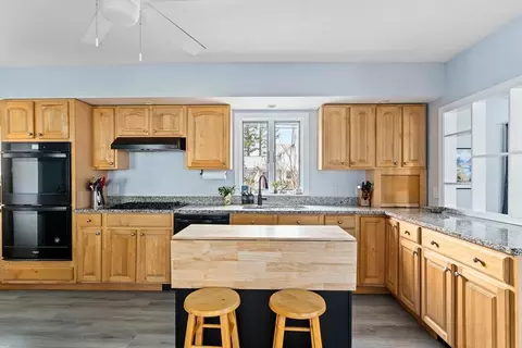 52 Williston Ave, Easthampton, MA 01027 photo 10
