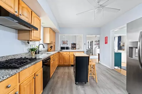 52 Williston Ave, Easthampton, MA 01027 photo 9