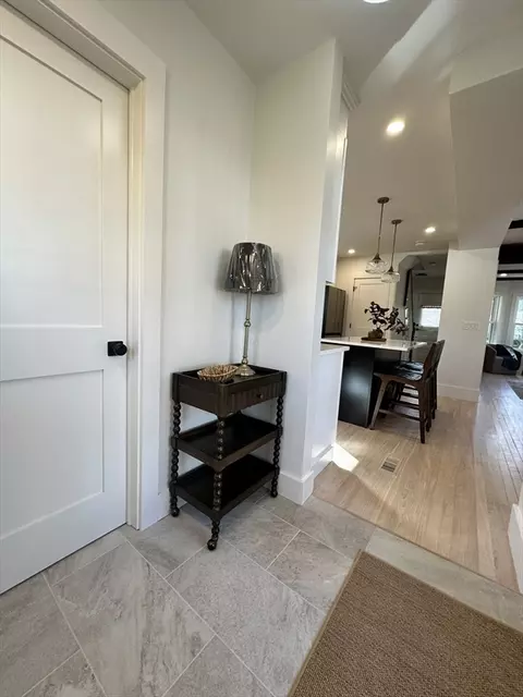 Entry Way - 22 Laurel St, Beverly, MA 01915 photo 1 of 5