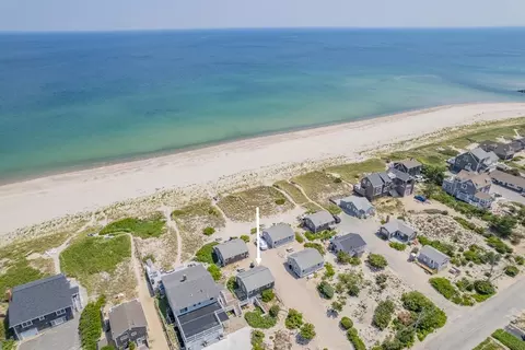 203 N Shore Blvd #D, Sandwich, MA 02537