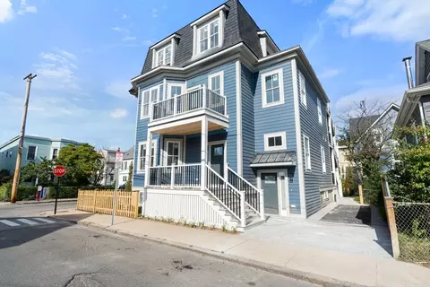 35 Richardson St #3, Somerville, MA 02145