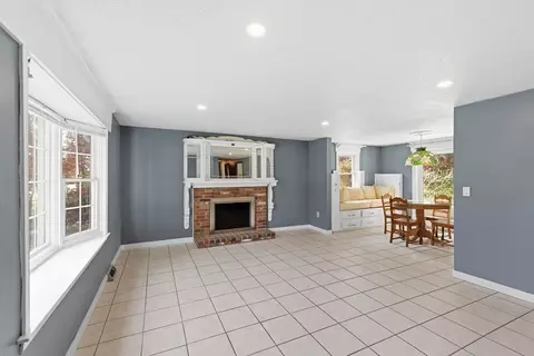 544 Cotuit Rd, Mashpee, MA 02649 photo 23