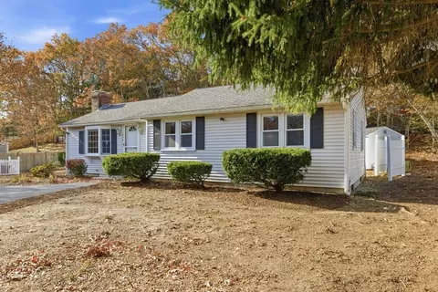 544 Cotuit Rd, Mashpee, MA 02649 photo 2