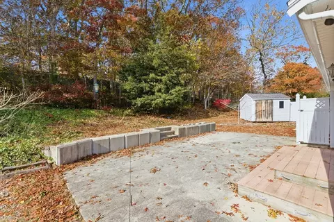 544 Cotuit Rd, Mashpee, MA 02649 photo 10