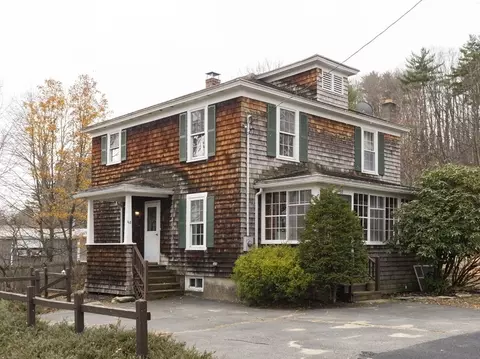 68 D St, Athol, MA 01331