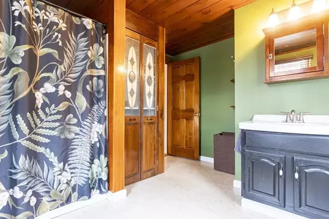 Bath - 68 D St, Athol, MA 01331 photo 2 of 2