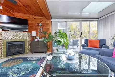 11 Spring St, Danvers, MA 01923 photo 16