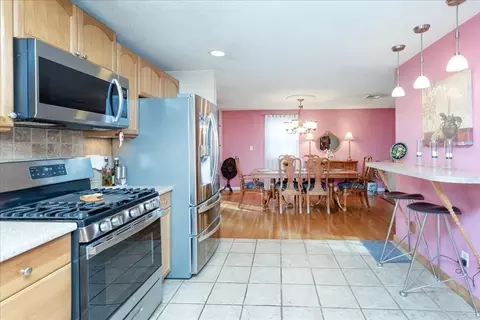 11 Spring St, Danvers, MA 01923 photo 10