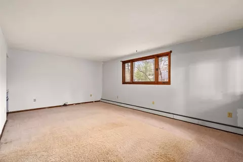 Living - 9 Scenic Ave, Webster, MA 01570 photo 7 of 8