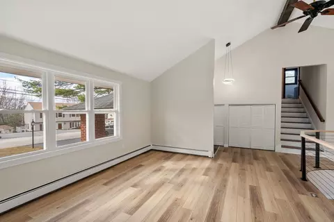 Living - 9 Scenic Ave, Webster, MA 01570 photo 5 of 8