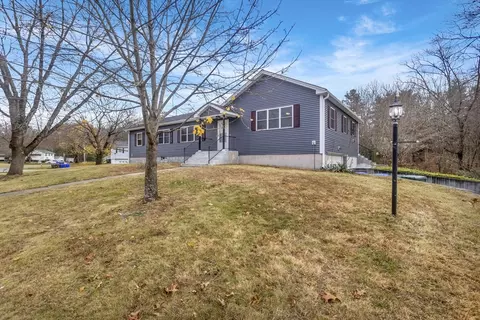 401 Grayson, Springfield, MA 01119 photo 7