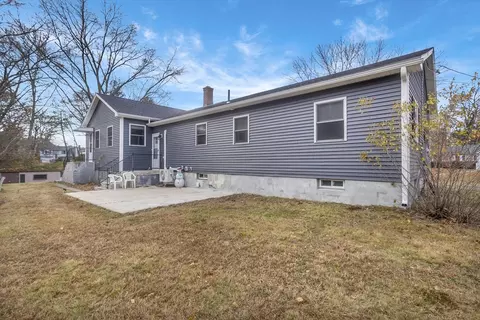 401 Grayson, Springfield, MA 01119 photo 2