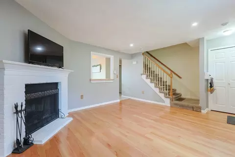 Living - 6 Erick Rd #73, Mansfield, MA 02048 photo 2 of 6