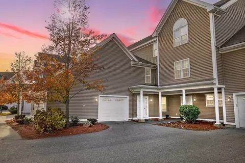 18 Dale St #4G, Andover, MA 01810