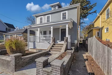 17 Metcalf St, Roslindale, MA 02131